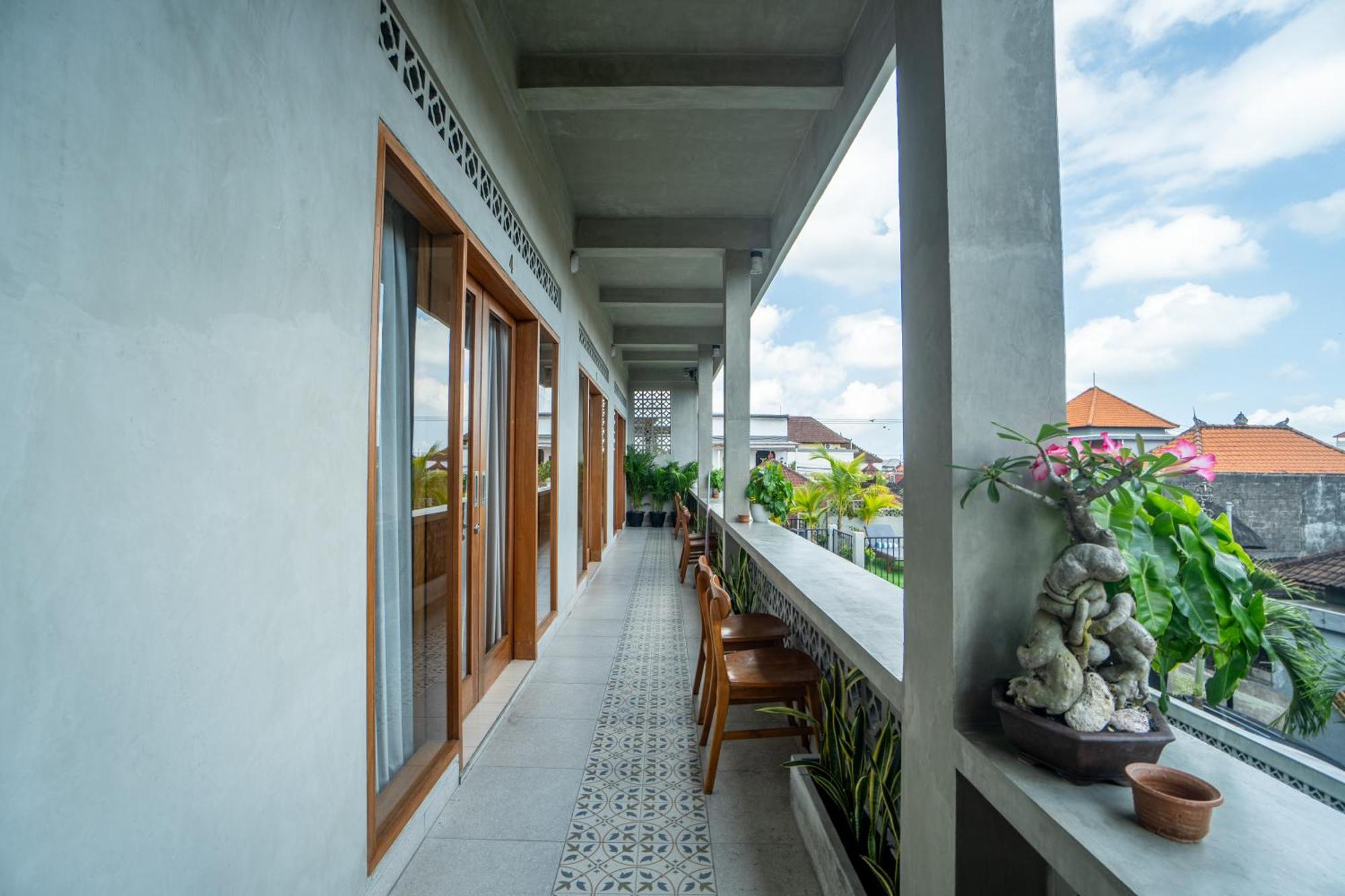 The Breeze Stay And Surf Canggu Eksteriør bilde