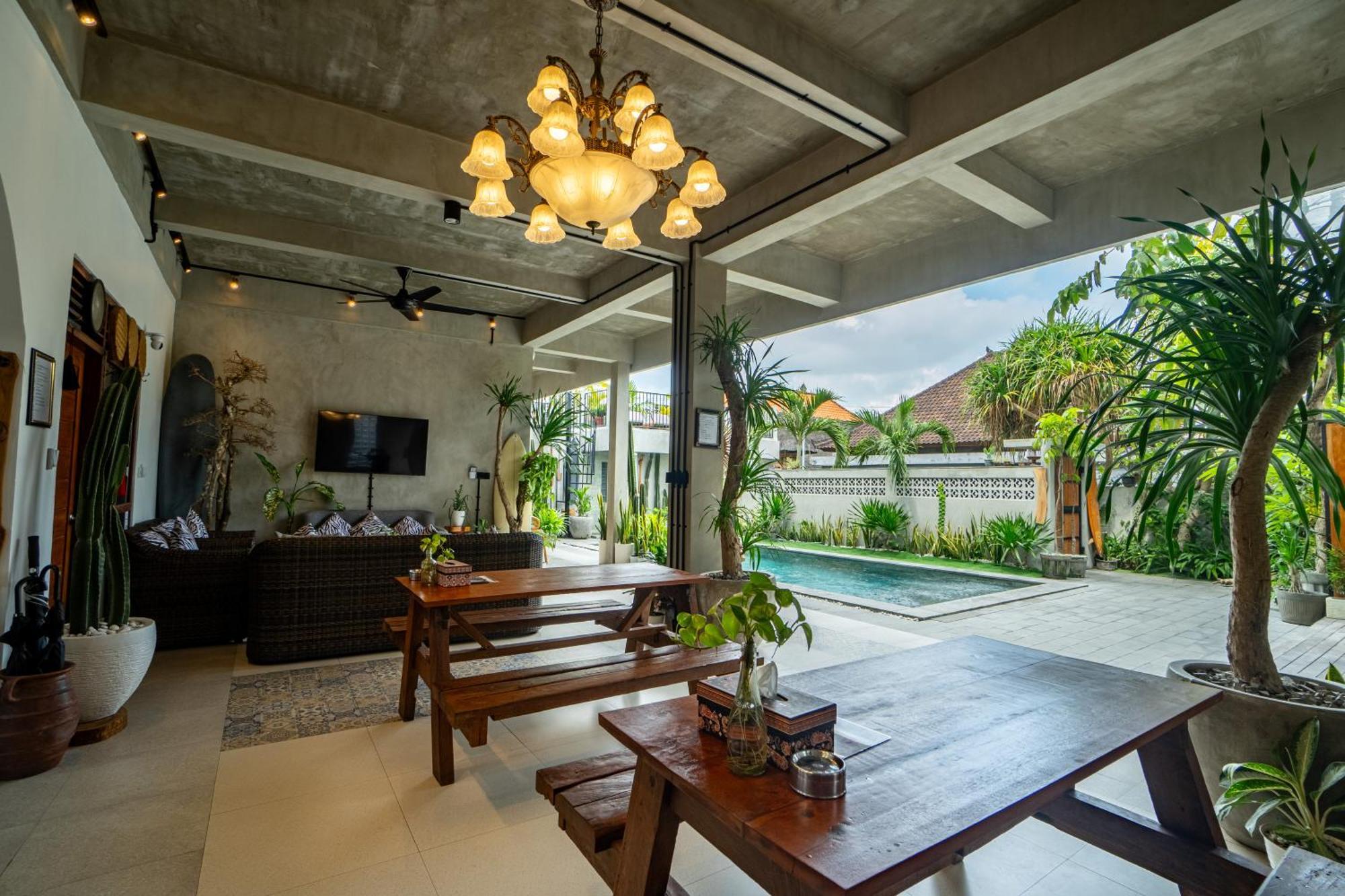 The Breeze Stay And Surf Canggu Eksteriør bilde