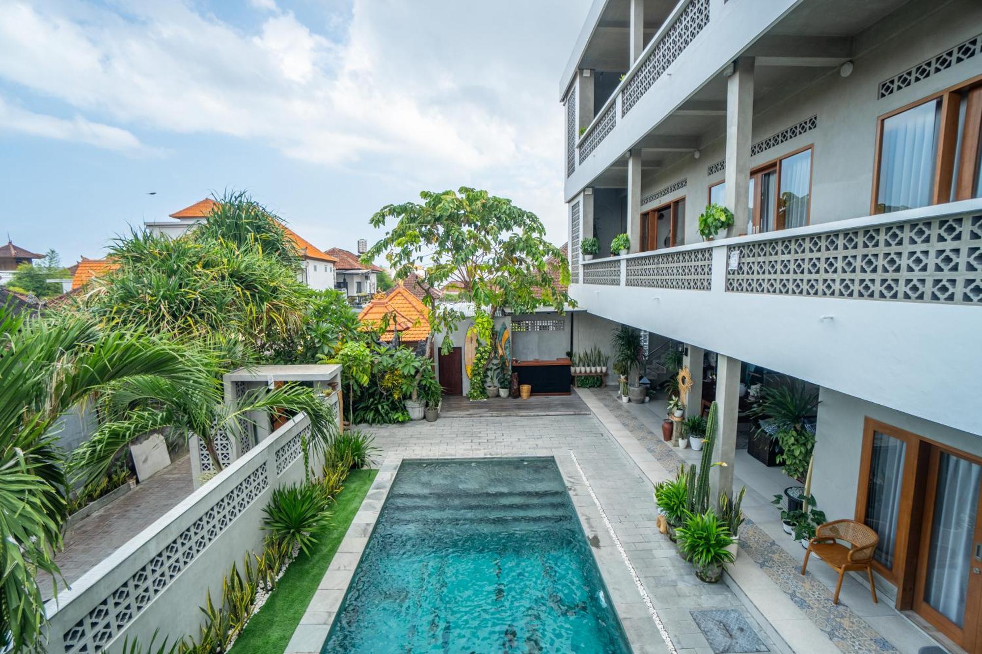 The Breeze Stay And Surf Canggu Eksteriør bilde
